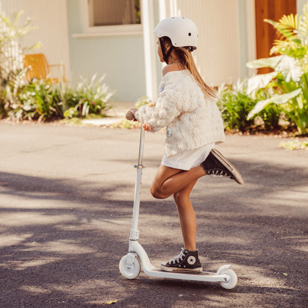 Banwood MAXI Scooter - White - All Mamas Children