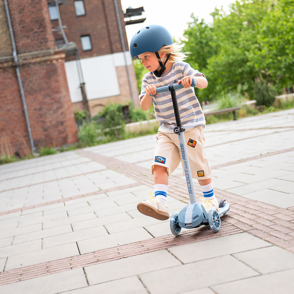 Scoot and Ride Scooter - Highwaykick 3S LED - Steel - All Mamas Children