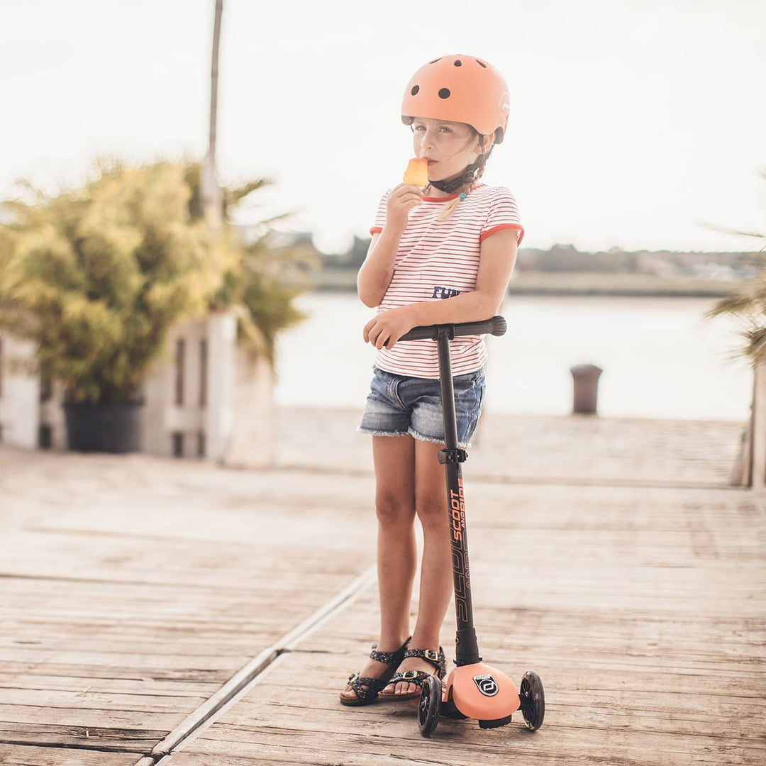 Scoot and Ride Scooter - Highwaykick 3 LED in Peach - All Mamas Children